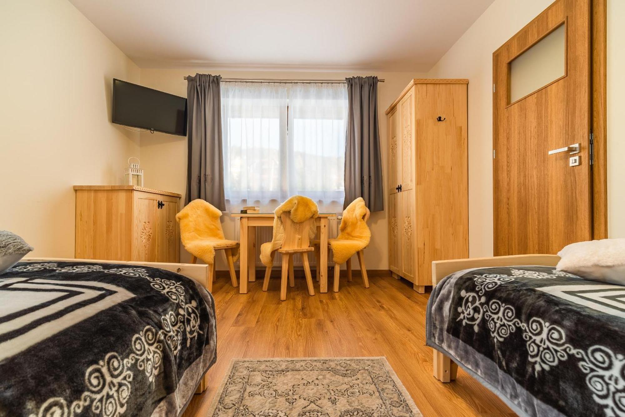 Willa Na Polanie Z Jacuzzi Kościelisko Exterior foto
